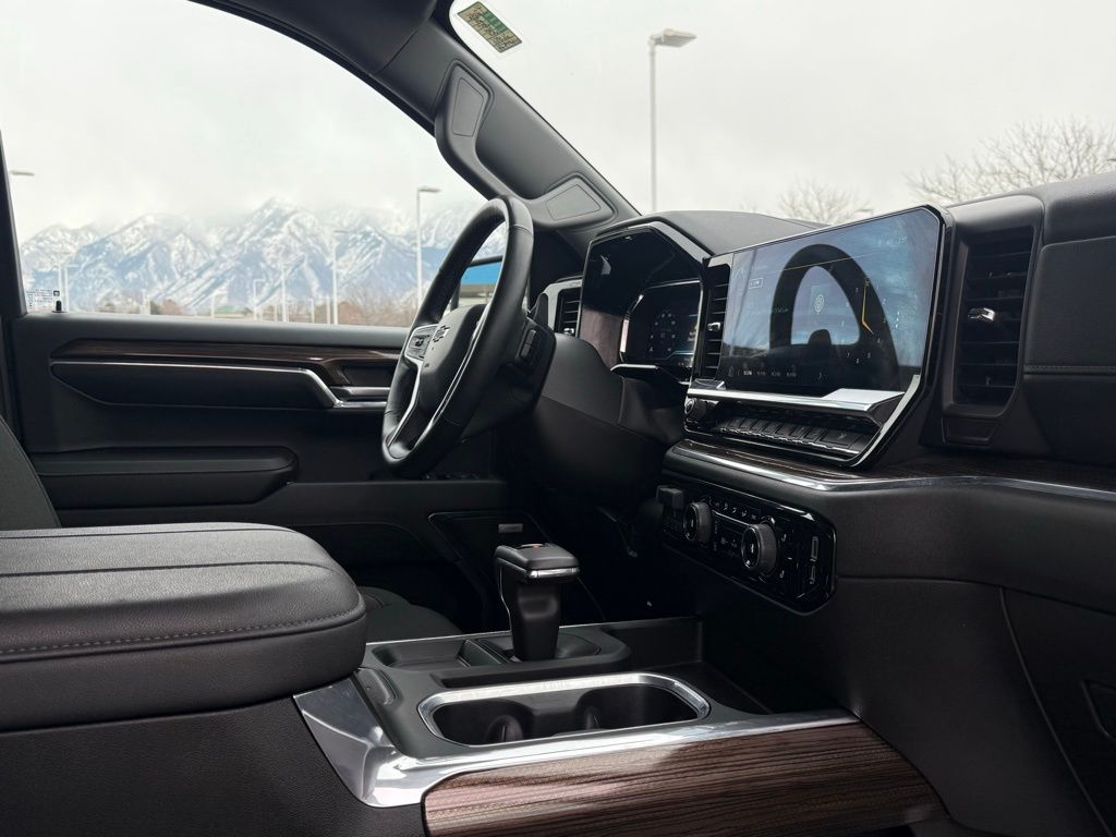2024 Chevrolet Silverado 1500 RST - Photo 29