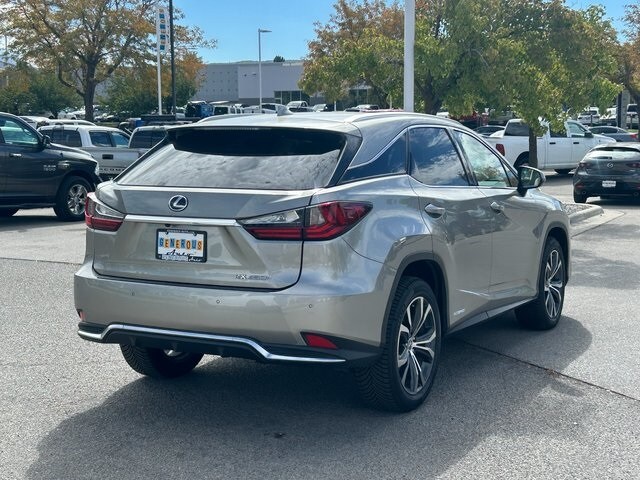 2022 Lexus RX 450h photo 2