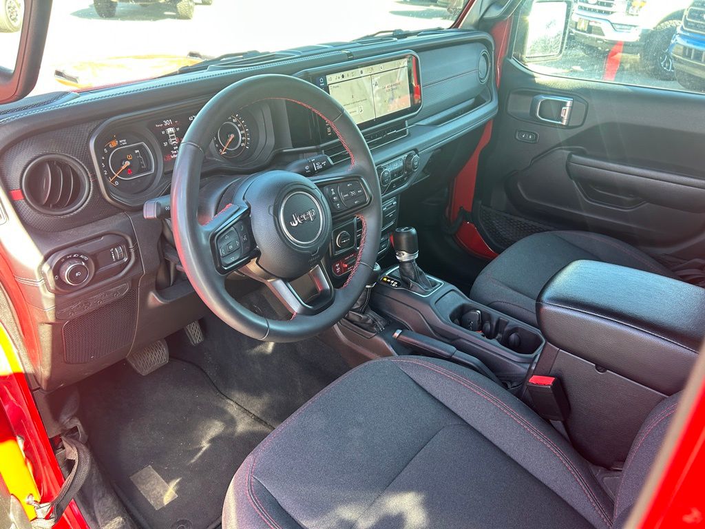2024 Jeep Wrangler 4-Door Rubicon - Photo 24