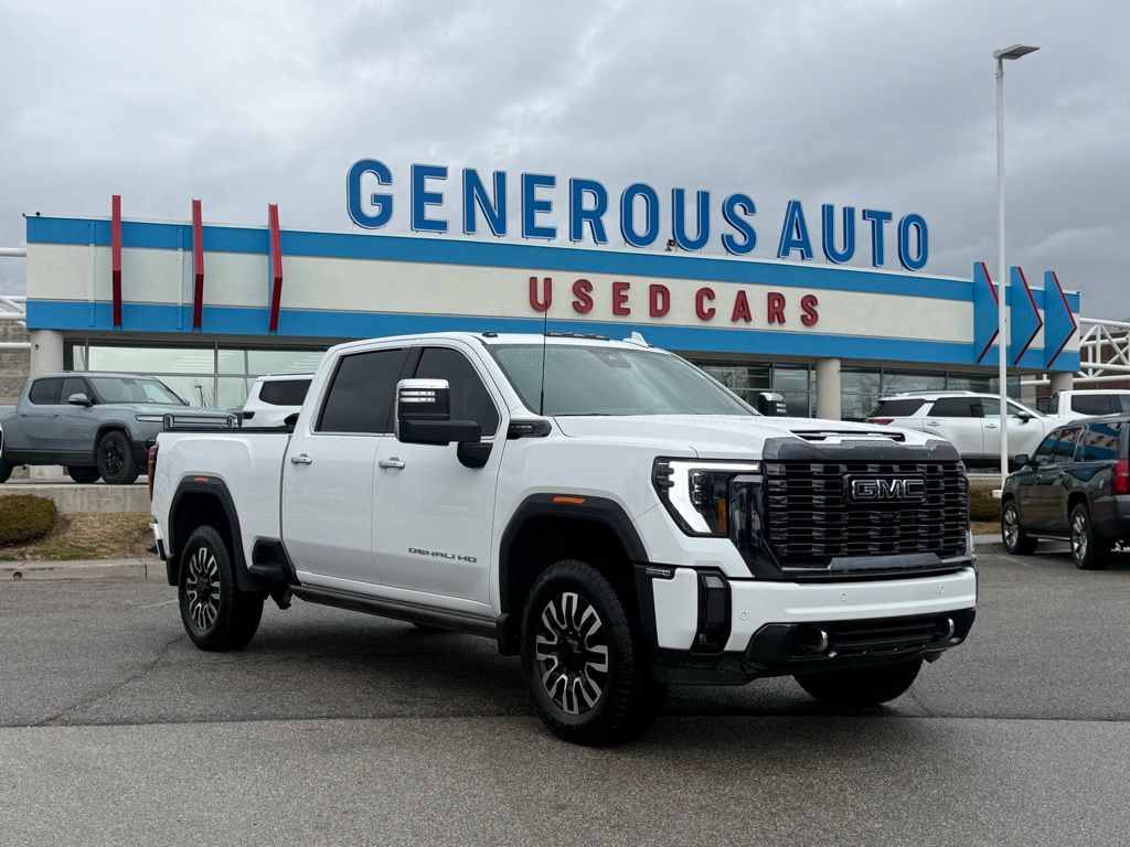 2024 GMC Sierra Denali Ultimate 4WD Crew Cab Long Box's photo