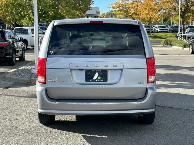 2019 Dodge Grand Caravan SE photo 3