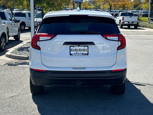 2023 Gmc Terrain SLE photo 3