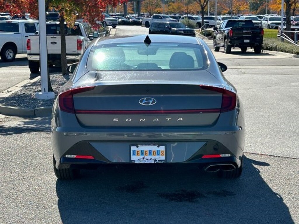 Used 2023 Hyundai Sonata SEL Sedan