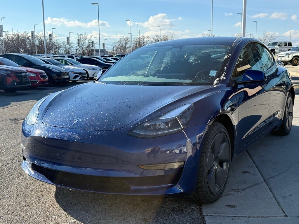 2023 Tesla Model 3 photo 3