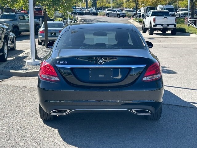 2017 Mercedes Benz C 300 Sedan photo 4
