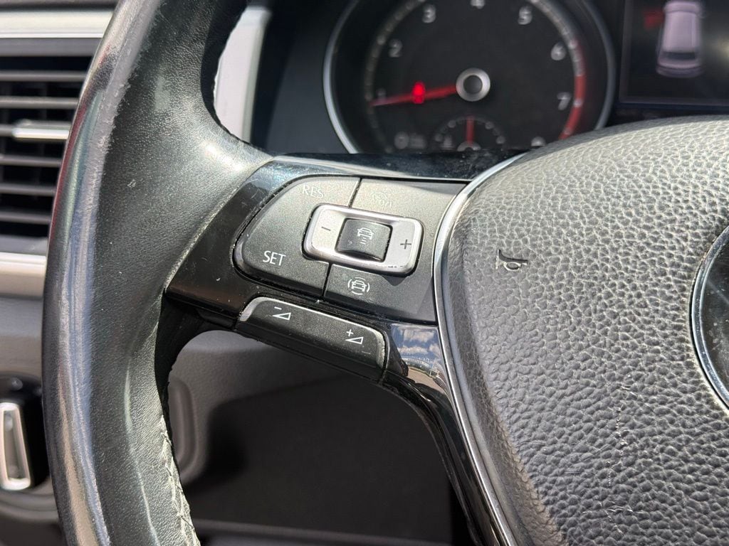 2019 Volkswagen Atlas SE w/Tech - Photo 15