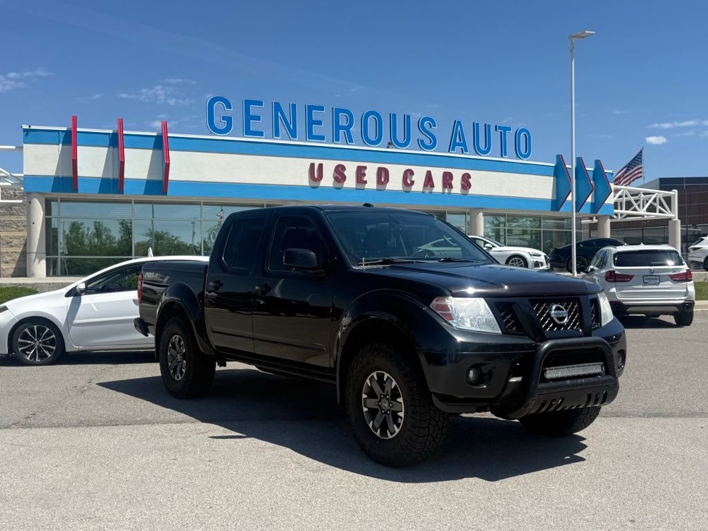 2016 Nissan Frontier 4.0 PRO-4X Crew Cab 4X4 AT's photo