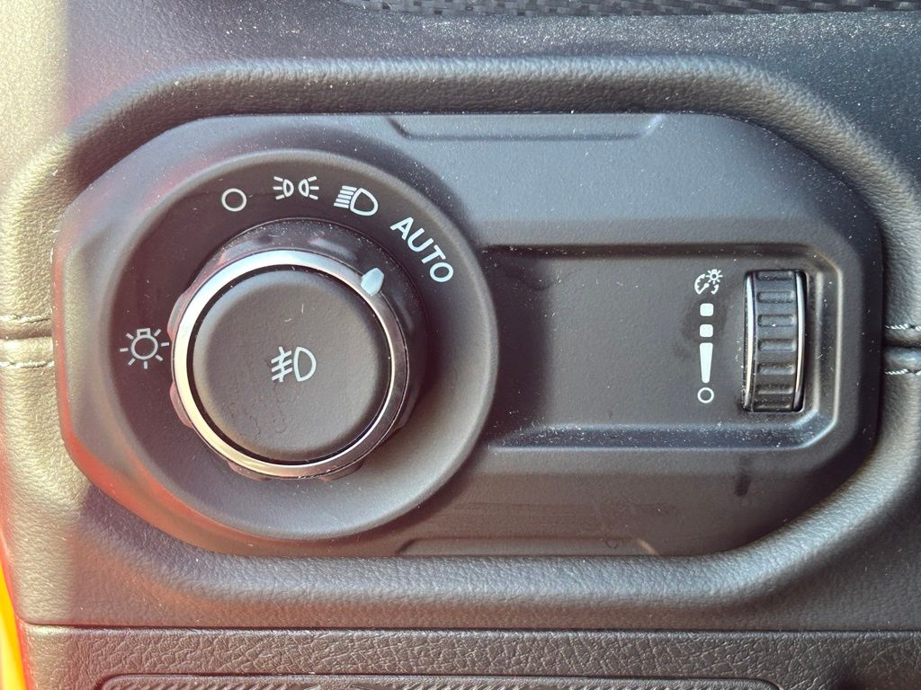 2024 Jeep Wrangler 4-Door Rubicon - Photo 23