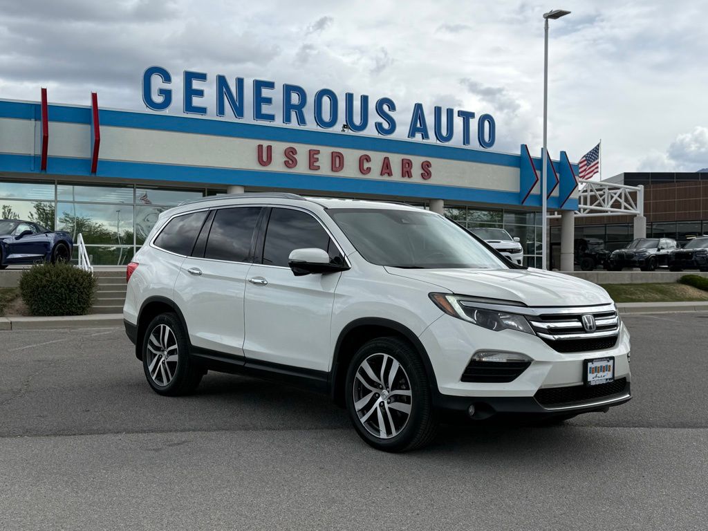 2018 Honda Pilot 4WD Touring's photo