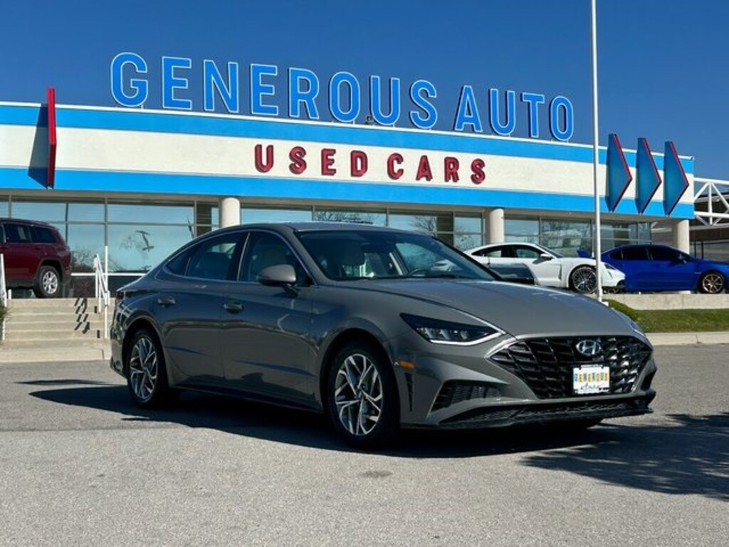 Used 2023 Hyundai Sonata SEL Sedan