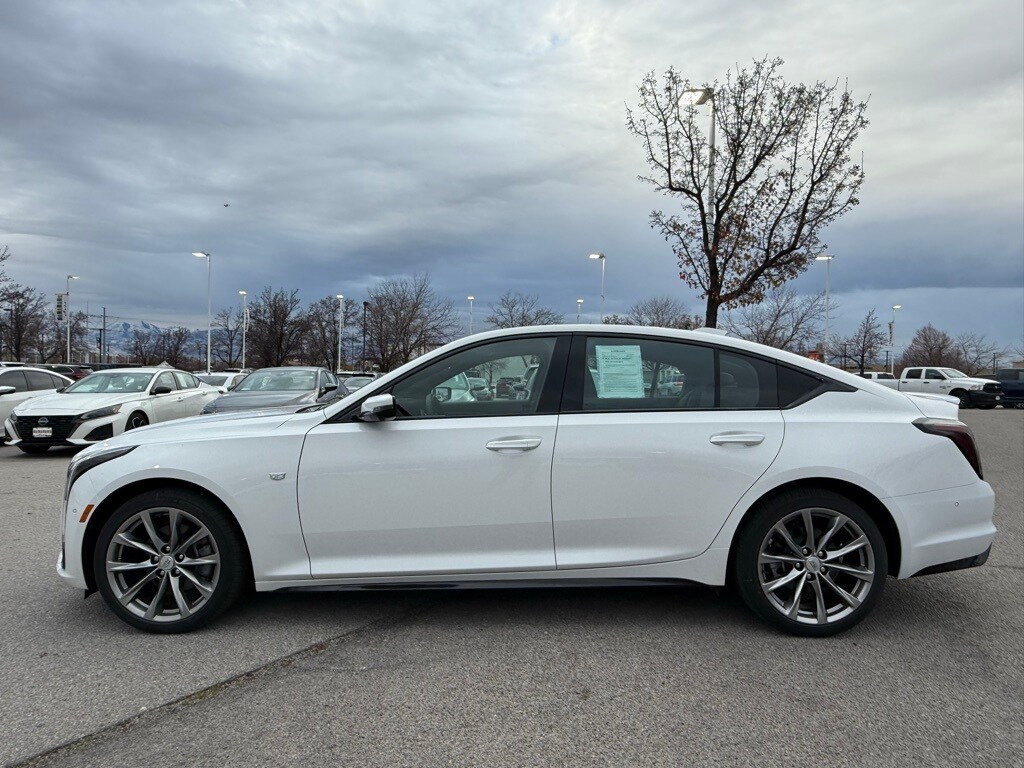 2025 Cadillac CT5 Sport photo 4