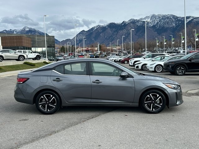 2024 Nissan Sentra SV photo 2
