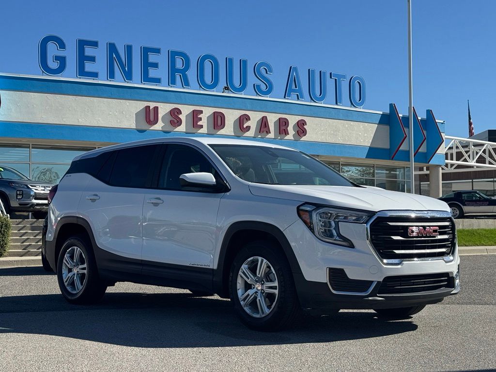 2024 GMC Terrain SLE SUV