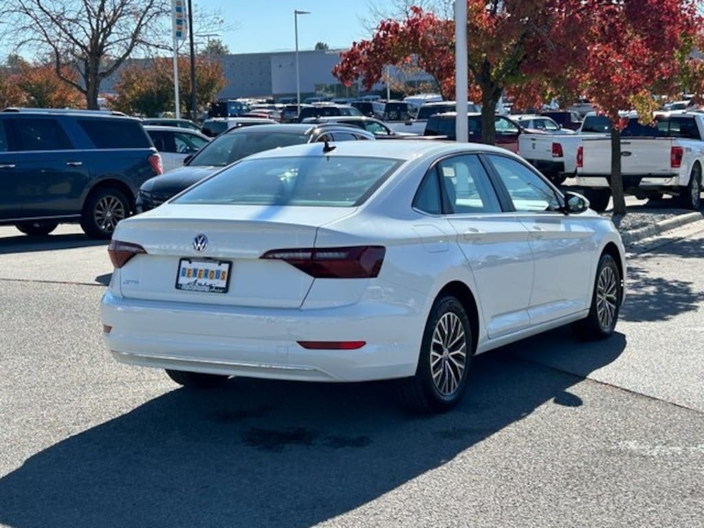 Used 2020 Volkswagen Jetta 1.4T SE w/ULEV Sedan