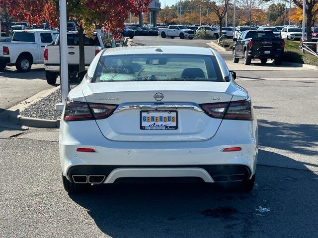 2023 Nissan Maxima SV photo 4