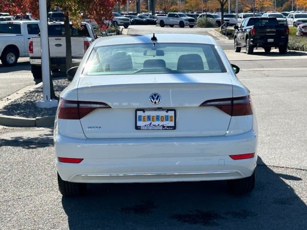Used 2020 Volkswagen Jetta 1.4T SE w/ULEV Sedan
