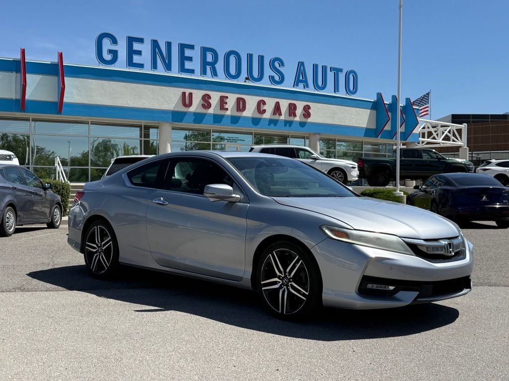 2016 Honda Accord Touring Auto's photo