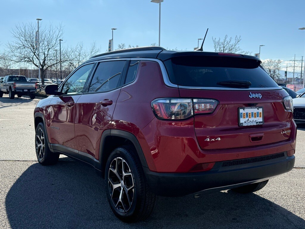 2024 Jeep Compass Limited photo 3