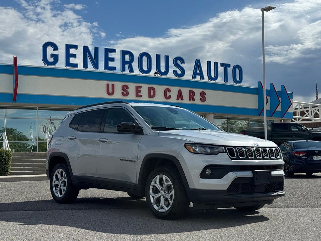 2024 Jeep Compass Latitude 4X4's photo