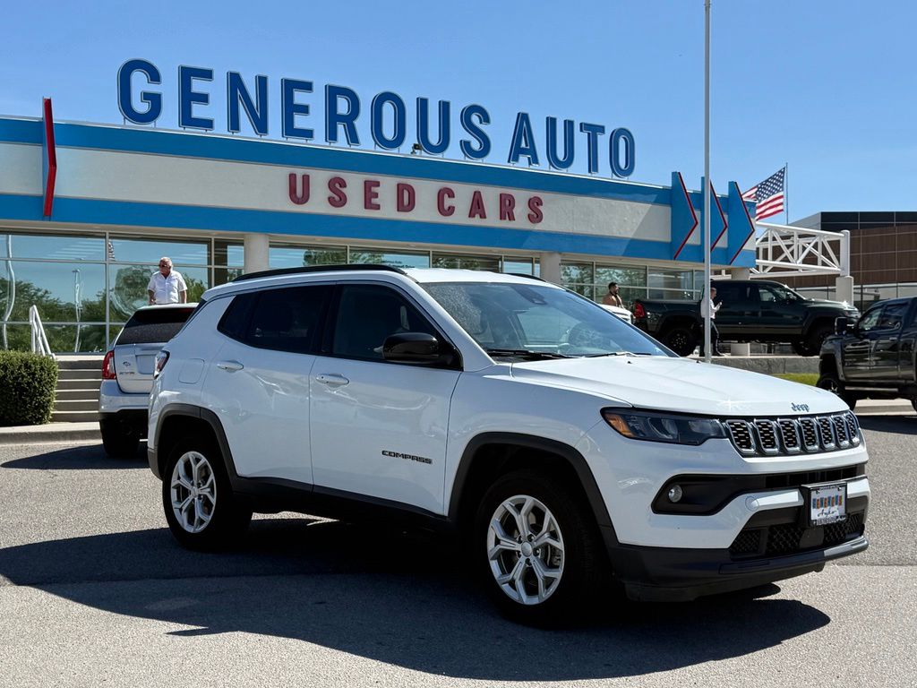 2024 Jeep Compass Latitude 4X4's photo
