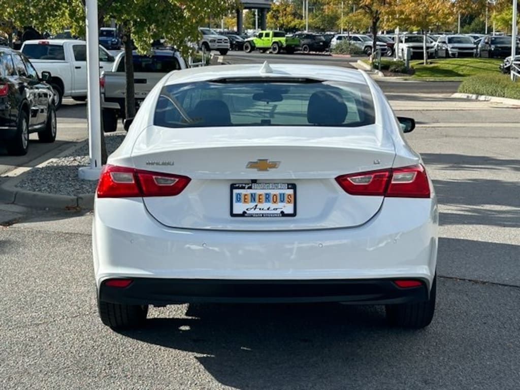 Used 2025 Chevrolet Malibu 1LT Sedan