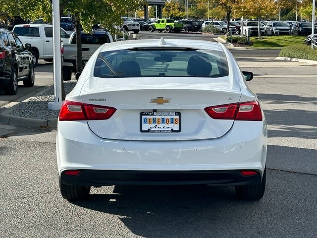 2025 Chevrolet Malibu 1LT photo 4