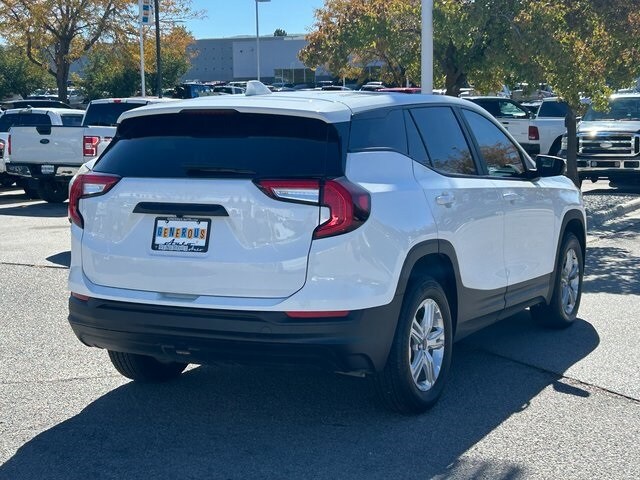2023 Gmc Terrain SLE photo 2