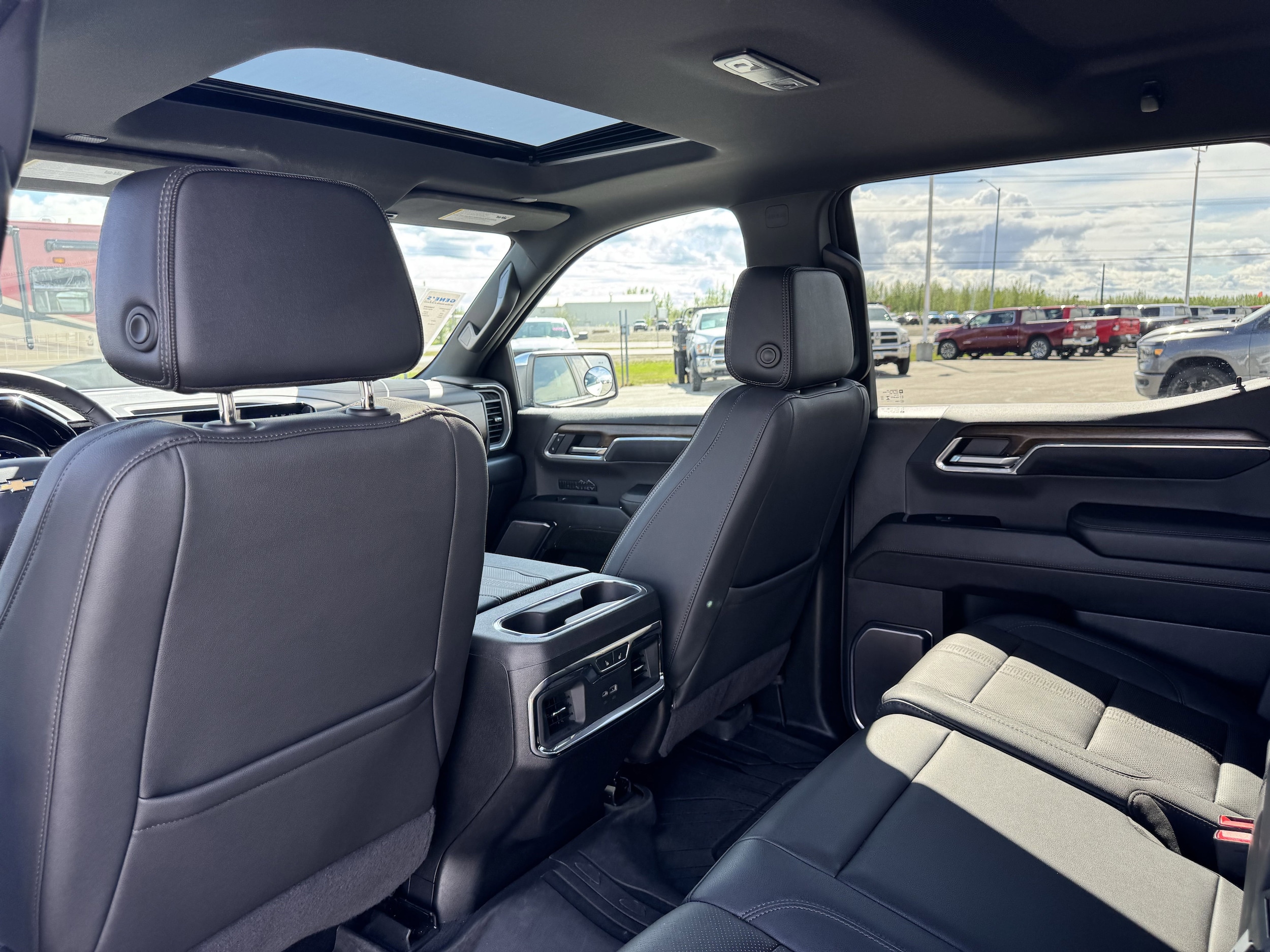 2024 Chevrolet Silverado 1500 High Country - Photo 13