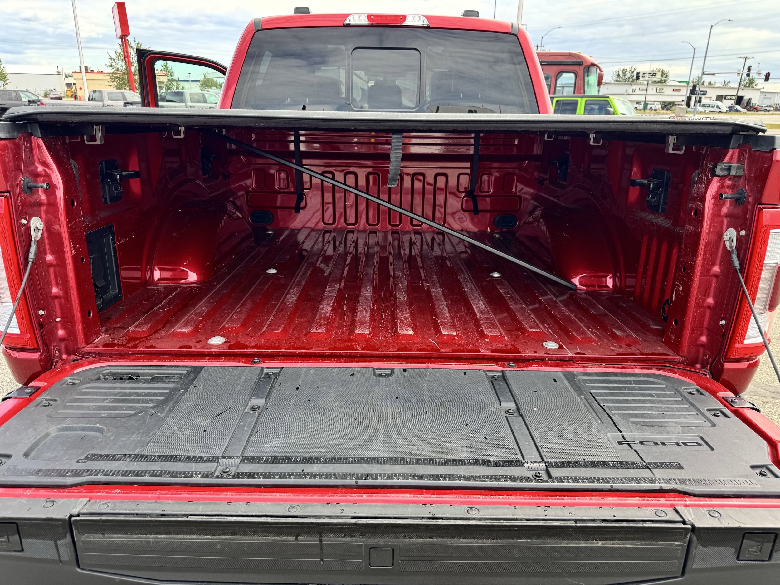 2023 Ford F-150 Lariat - Photo 14