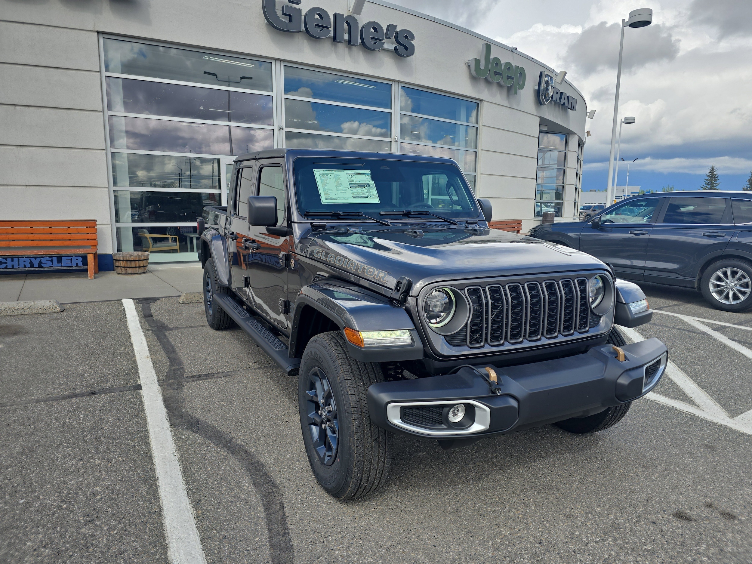 2026 Jeep Gladiator 85th Anniversary Edition Auto's photo