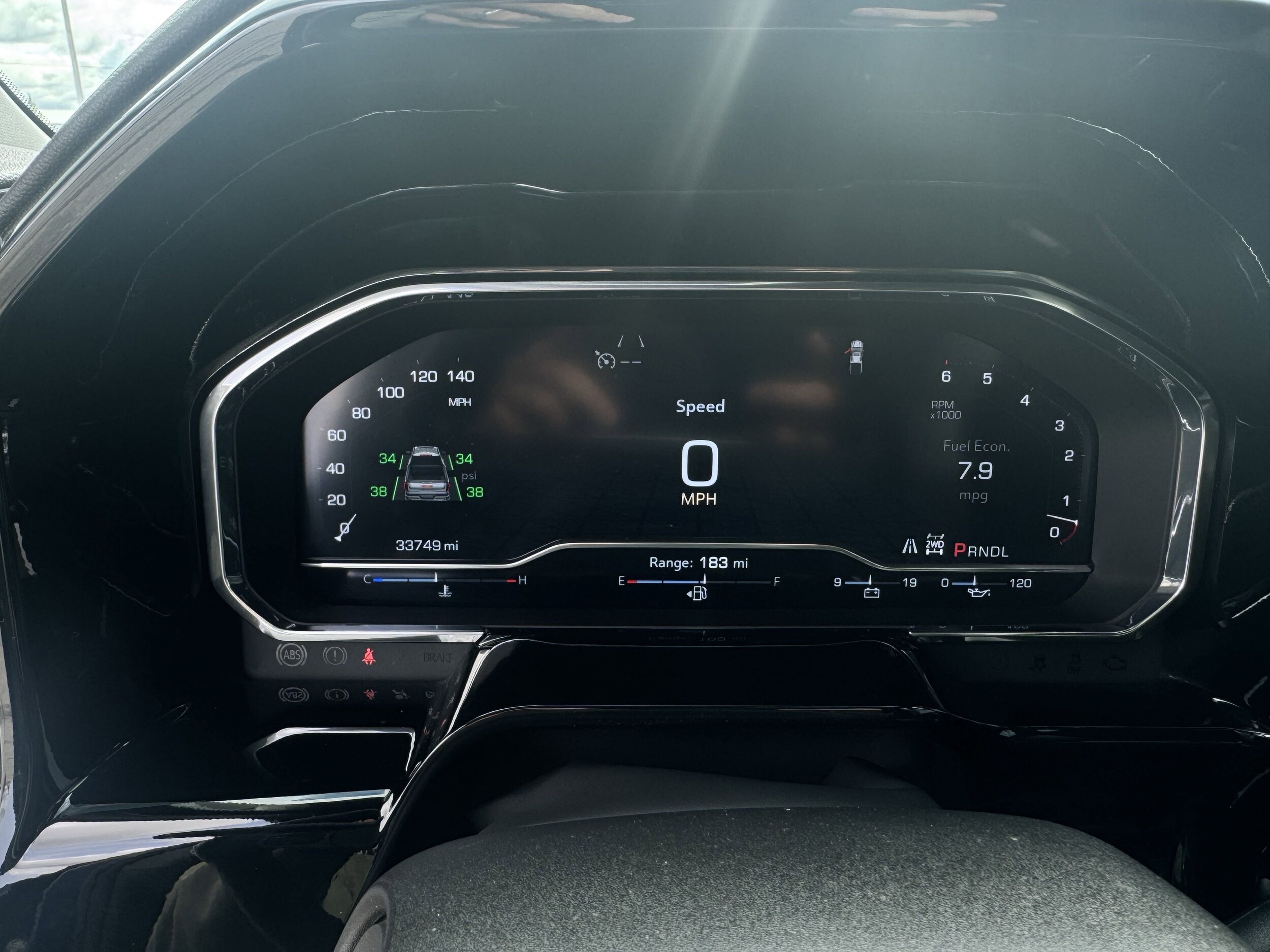 2024 GMC Sierra 1500 SLT - Photo 8