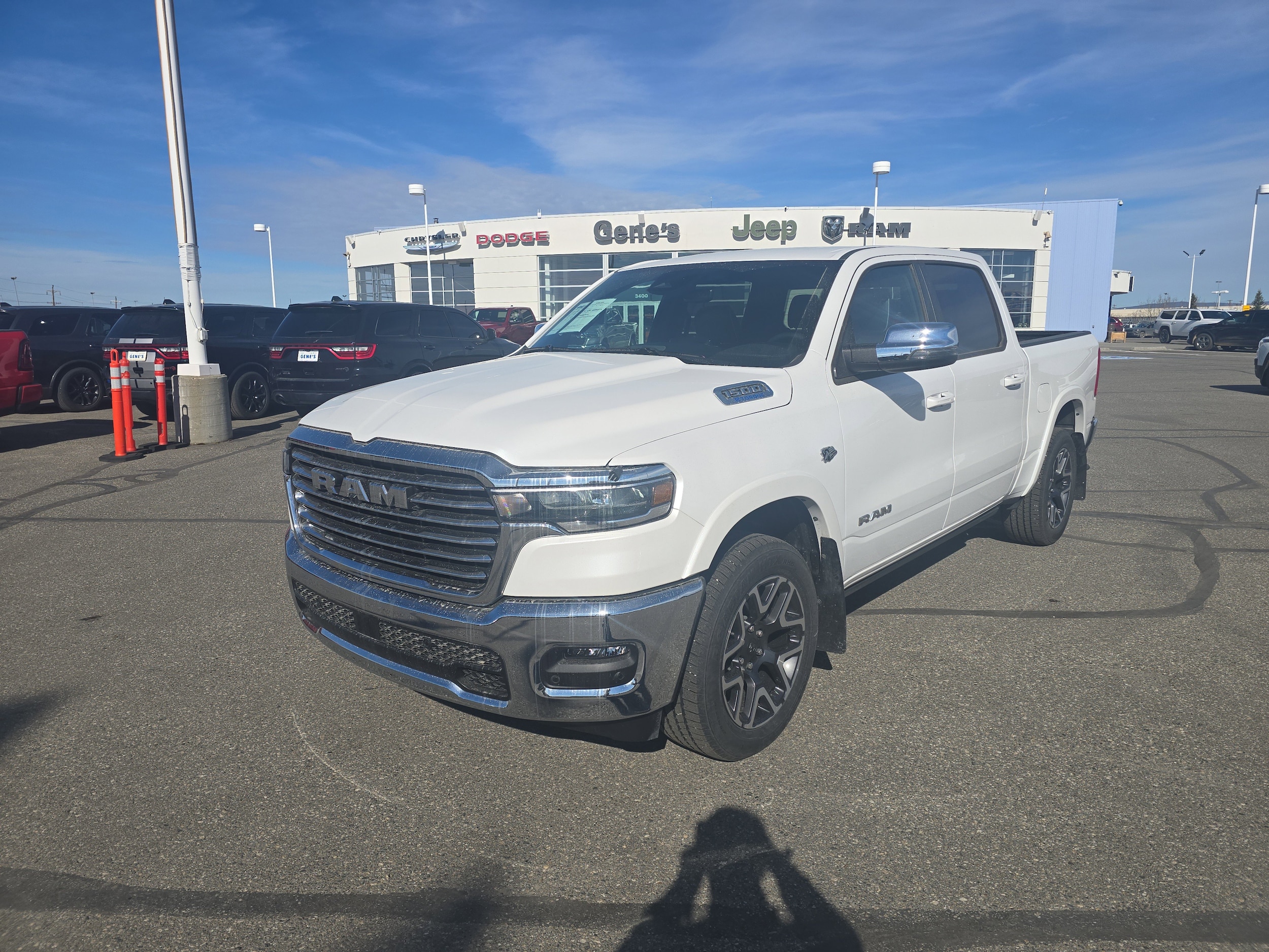 2026 RAM 1500 Laramie 4x4 Crew Cab 5'7's photo