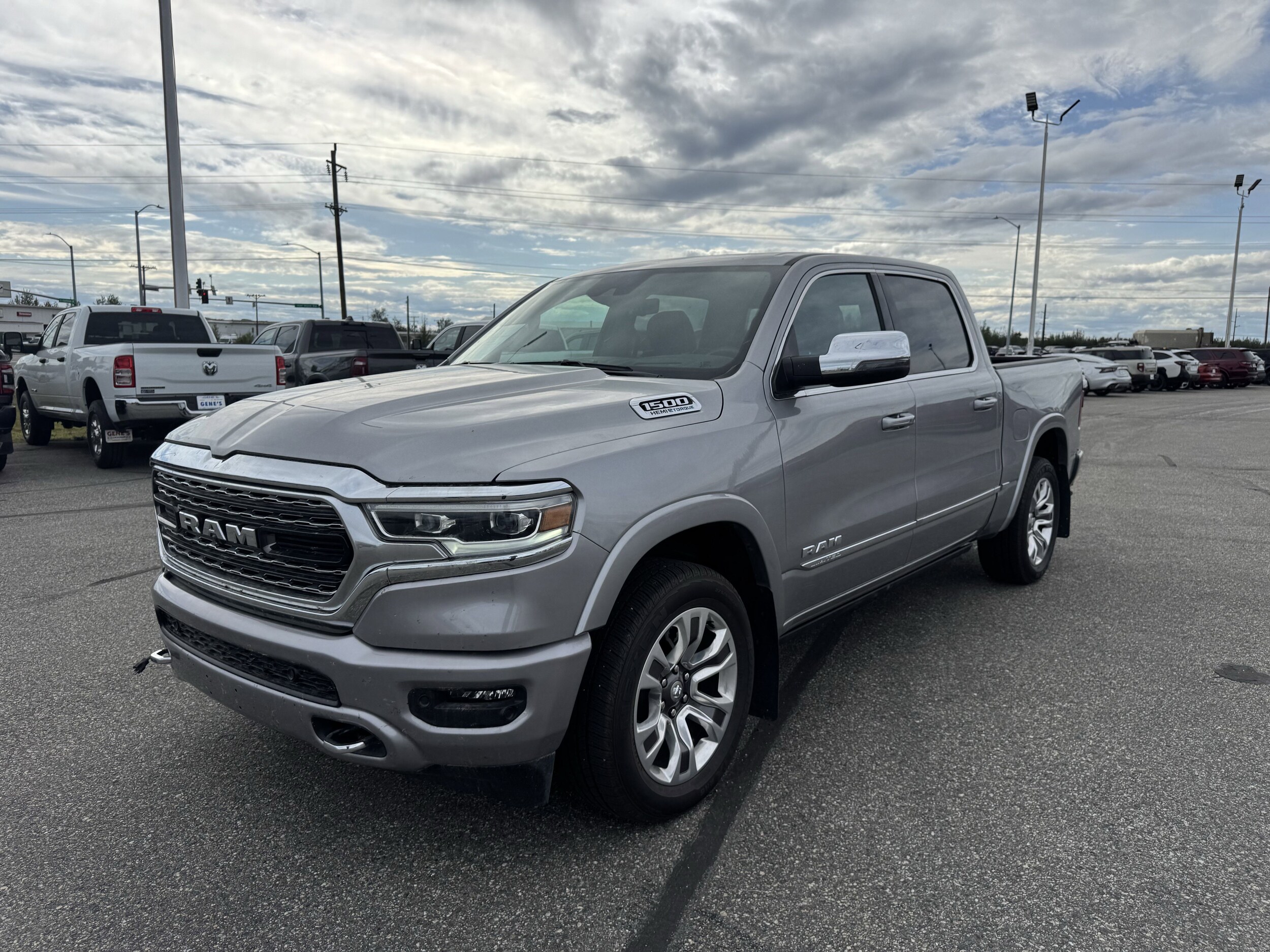 2024 Ram 1500 Limited photo 3