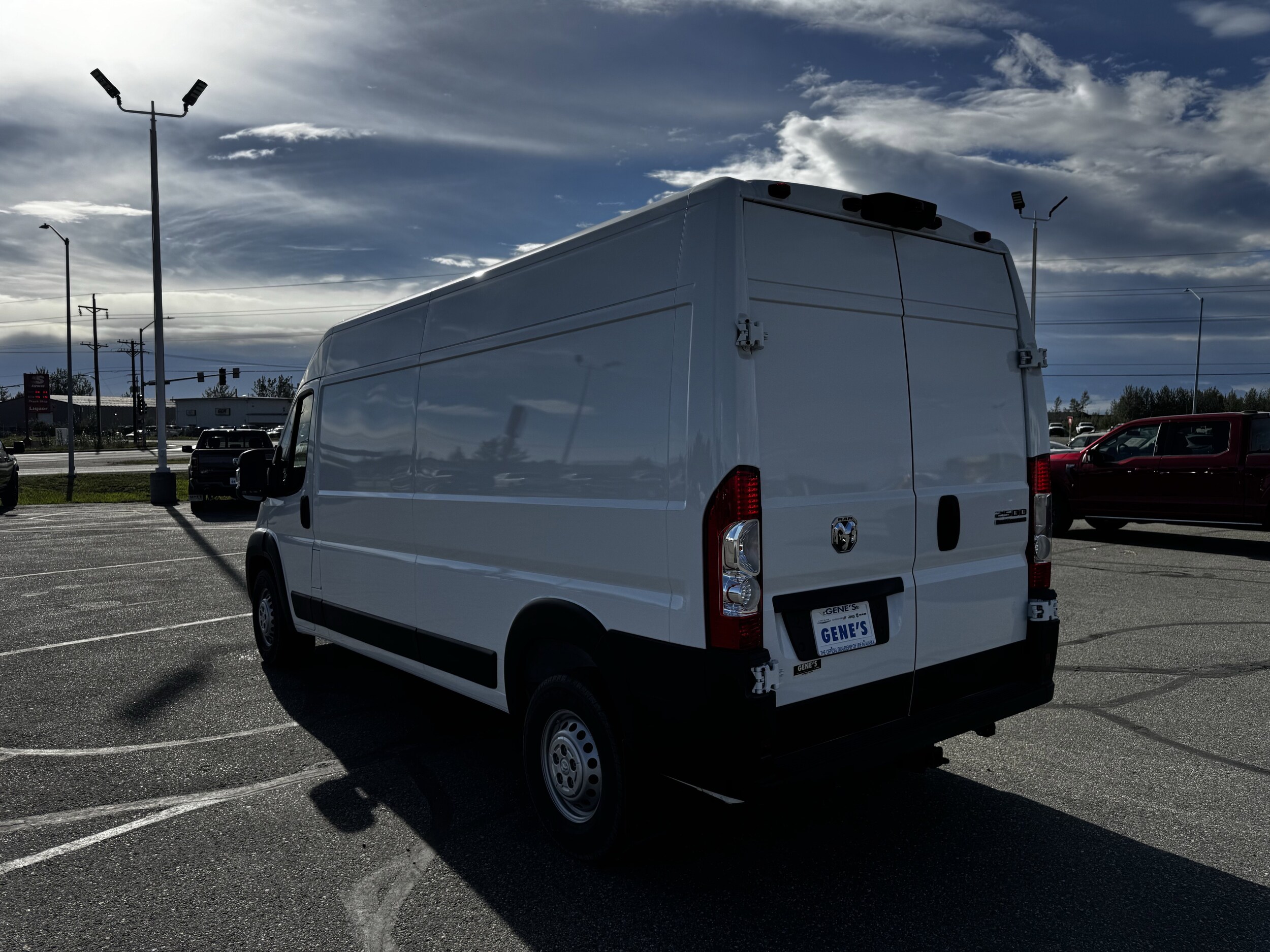 2025 Ram ProMaster 2500 Cargo Van photo 2