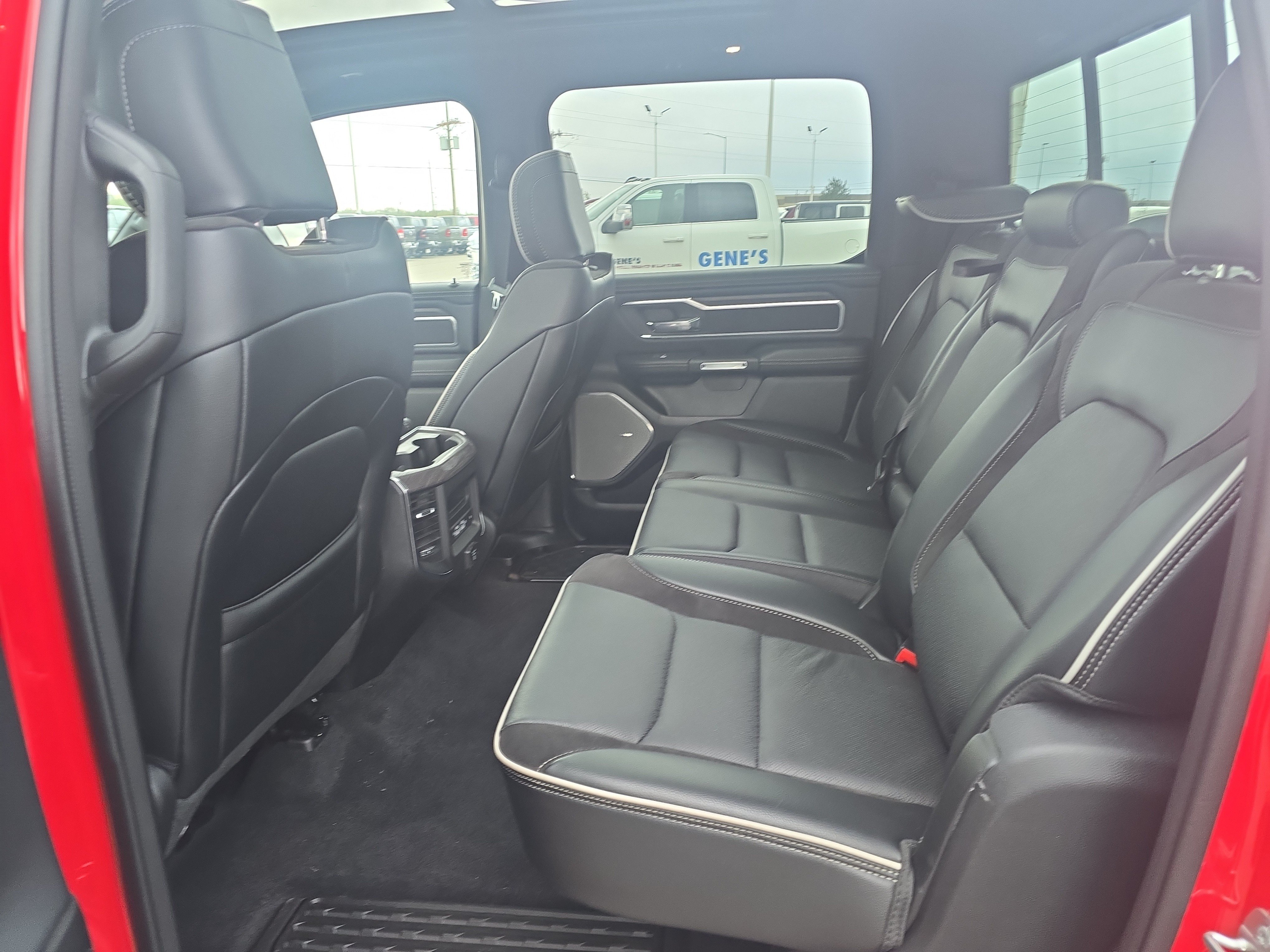 2025 RAM Ram 1500 Pickup Laramie - Photo 6