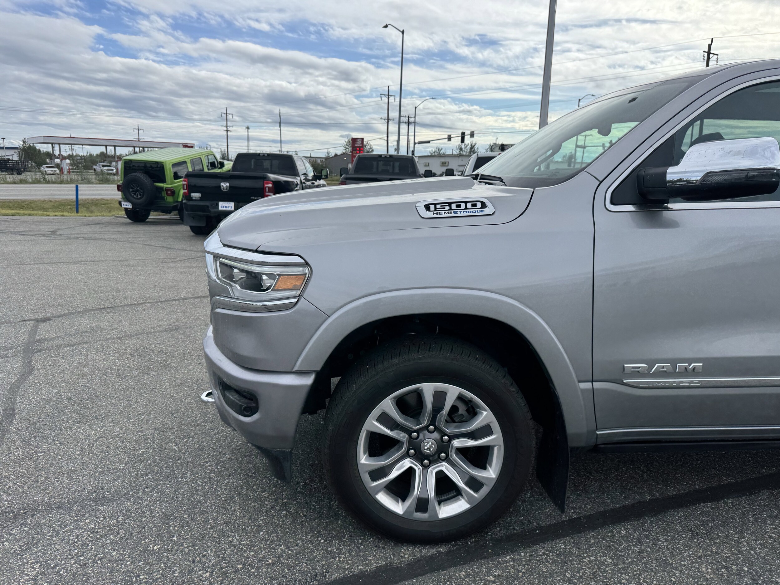 2024 Ram 1500 Limited photo 4