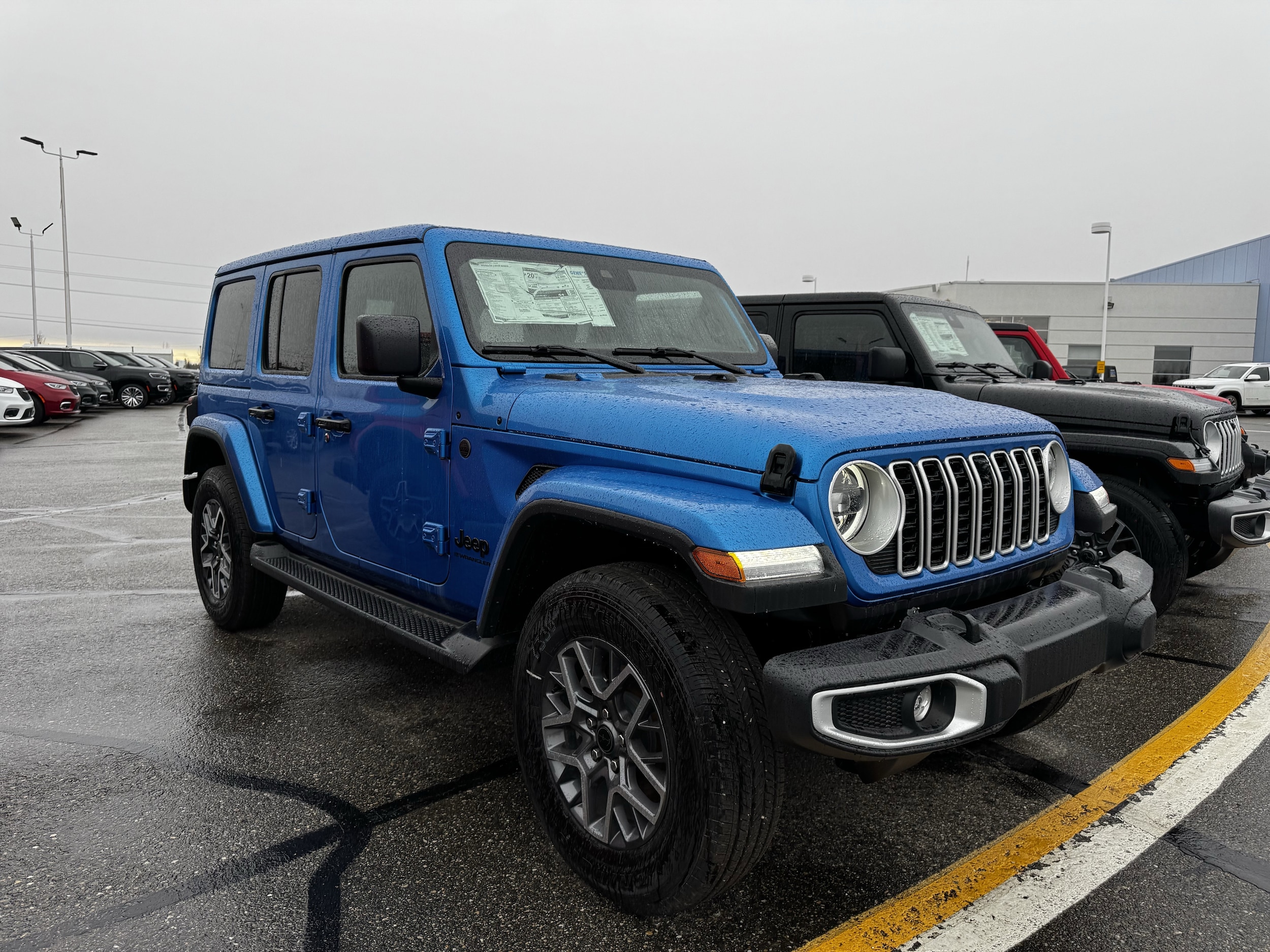 2025 Jeep Wrangler 4-Door Sahara's photo