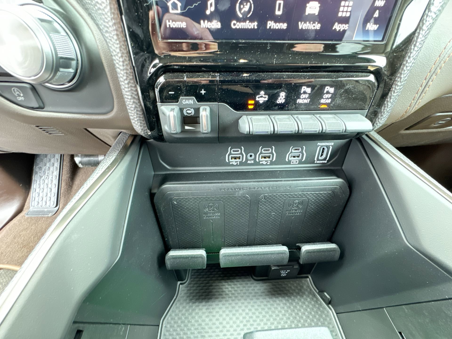 2025 RAM Ram 1500 Pickup Limited Longhorn - Photo 13