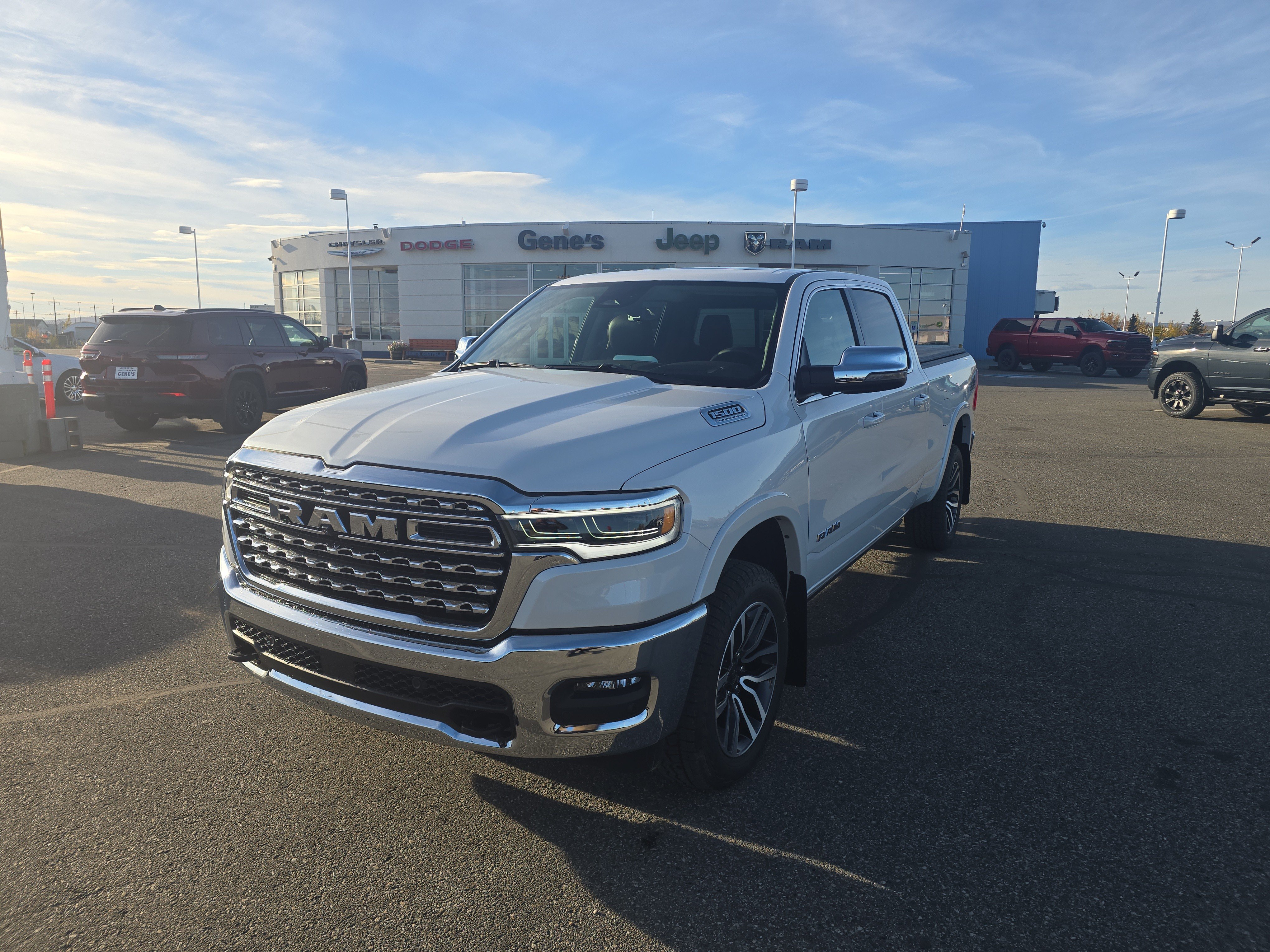 2027 Ram 1500 LIMITED LONGHORN CREW CAB 4X4 6'4 BOX Pickup