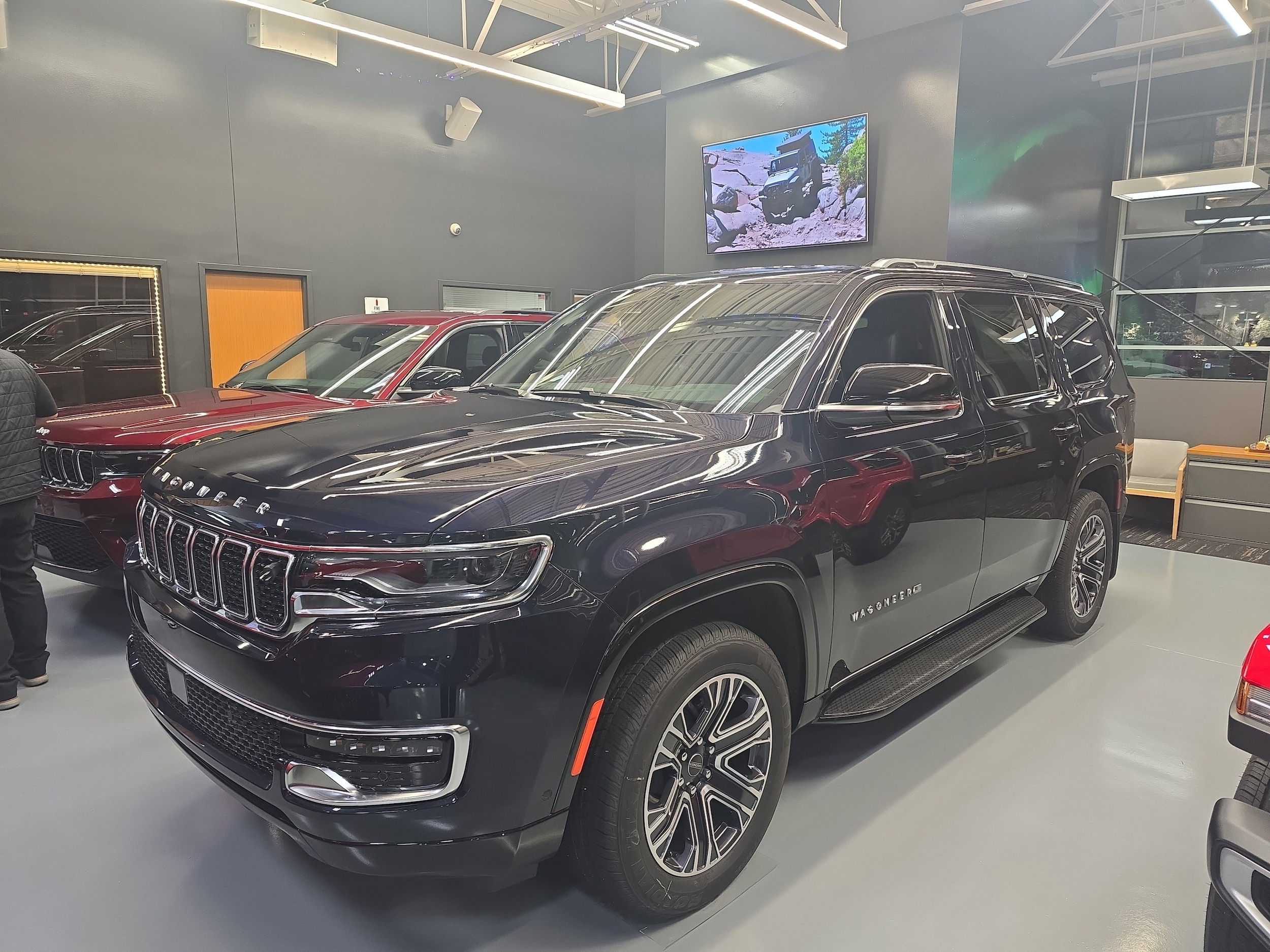 2025 Jeep Wagoneer Sport Utility 