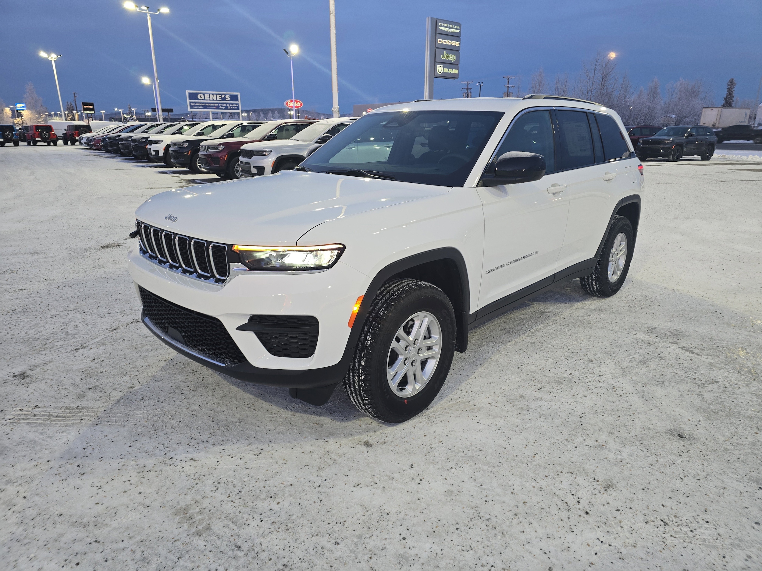 2025 Jeep Grand Cherokee Sport Utility 