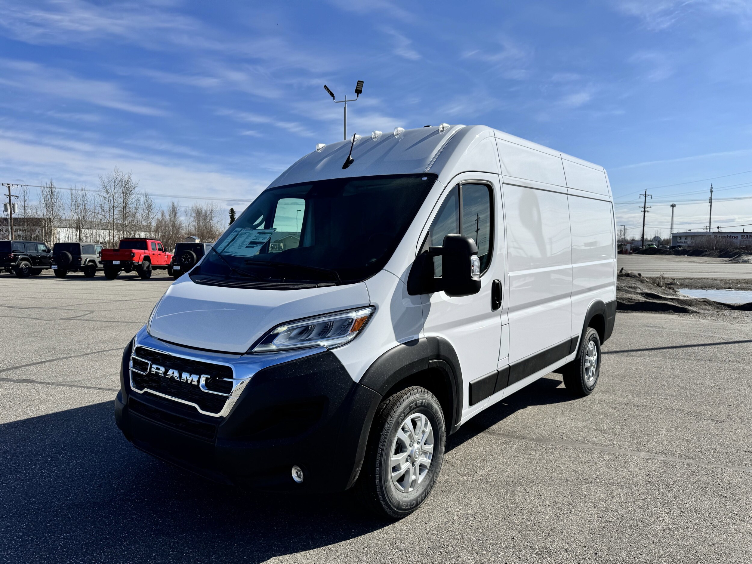 2025 Ram ProMaster 1500 SLT Cargo Van High Roof photo 4