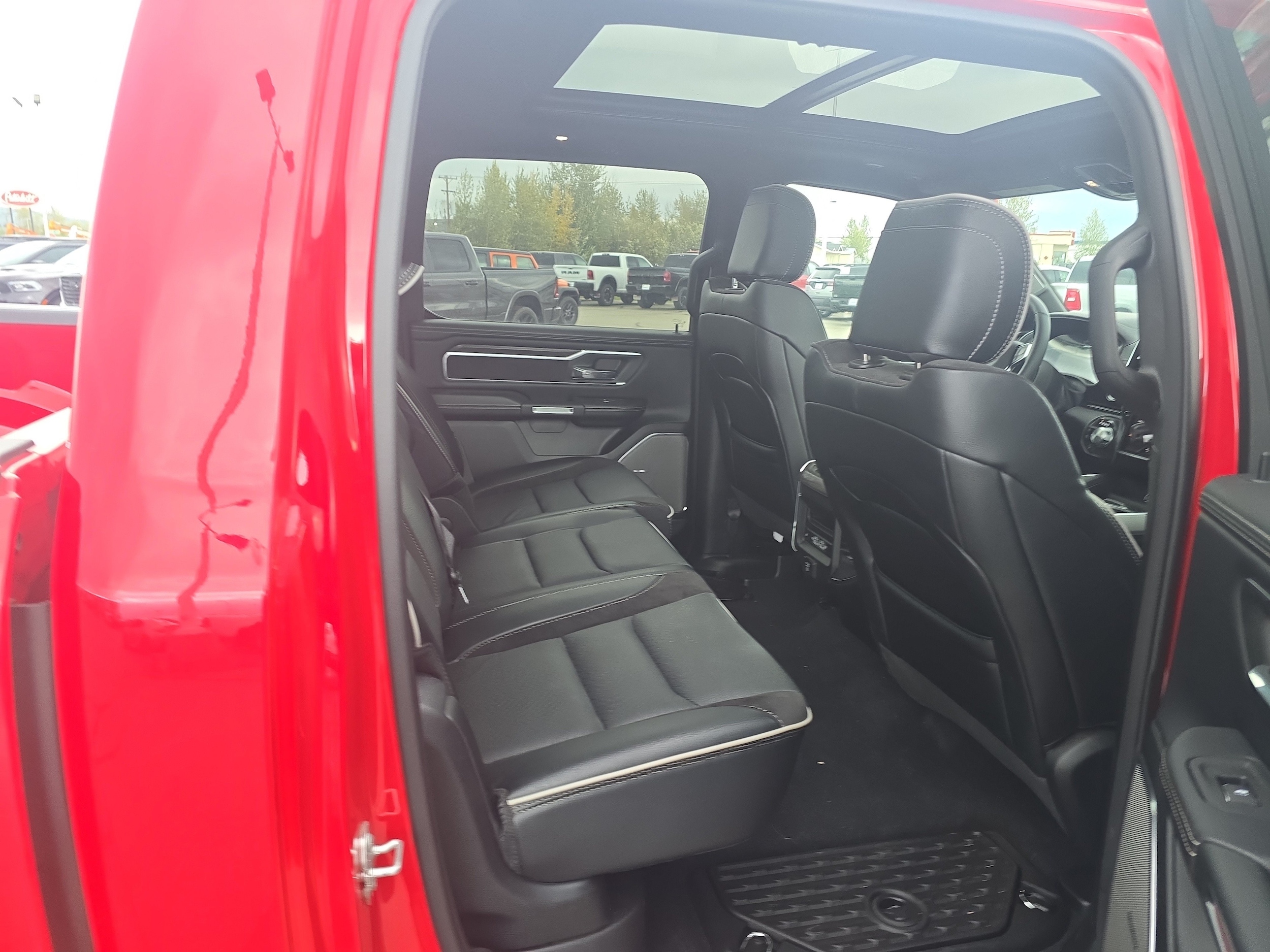2025 RAM Ram 1500 Pickup Laramie - Photo 7