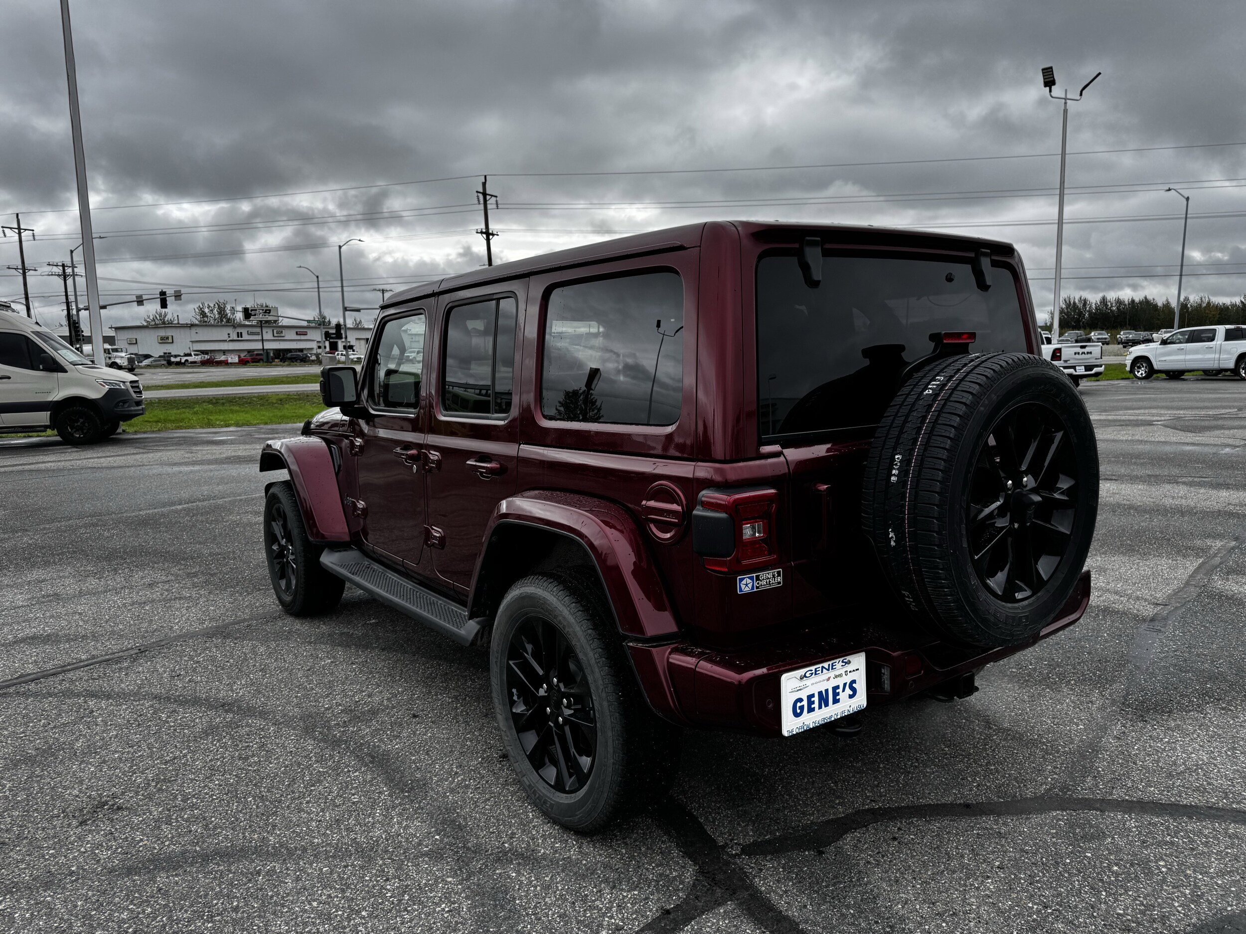 2021 Jeep Wrangler Unlimited Sahara photo 3