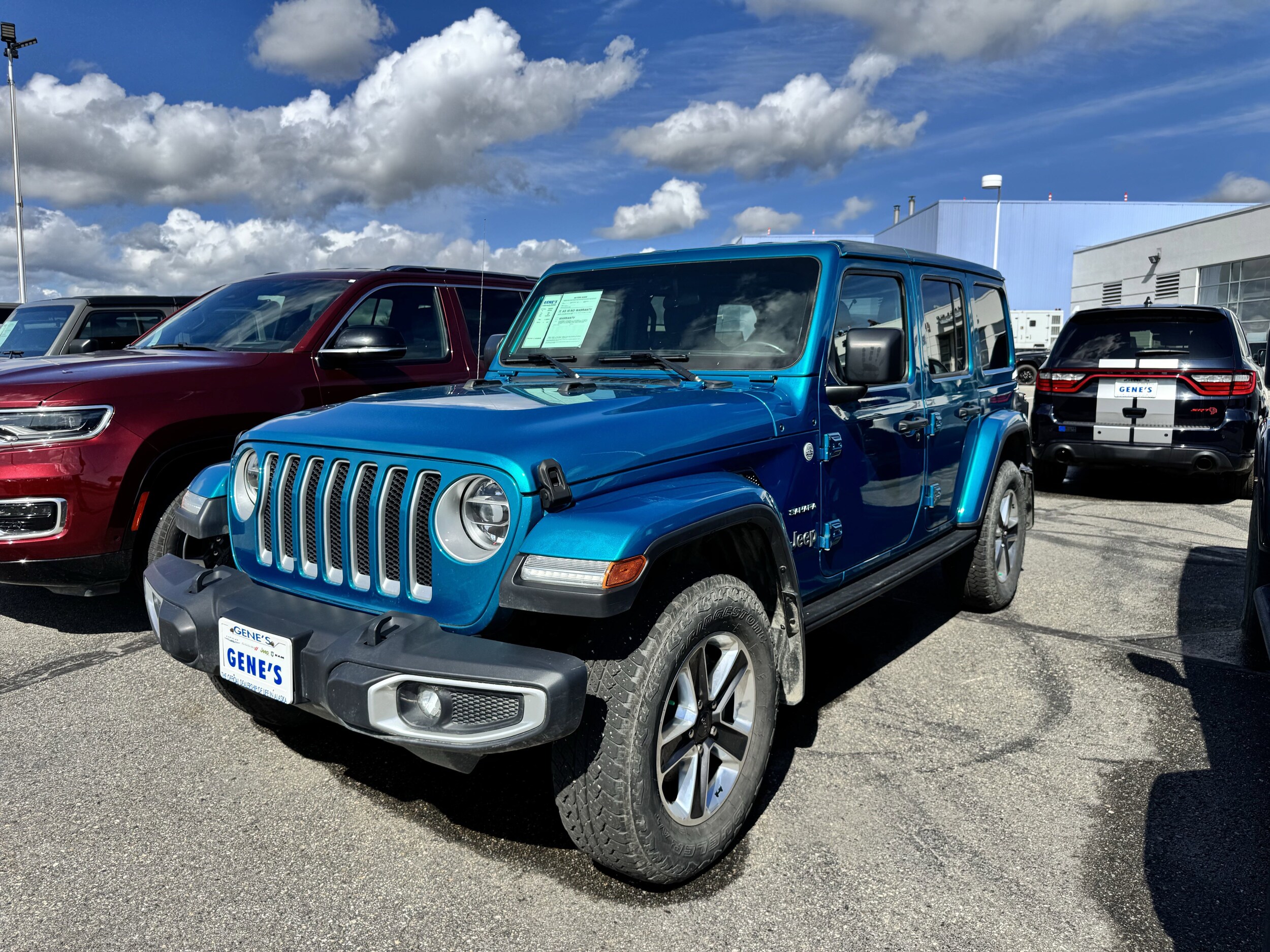 2020 Jeep Wrangler Unlimited Sahara photo 4