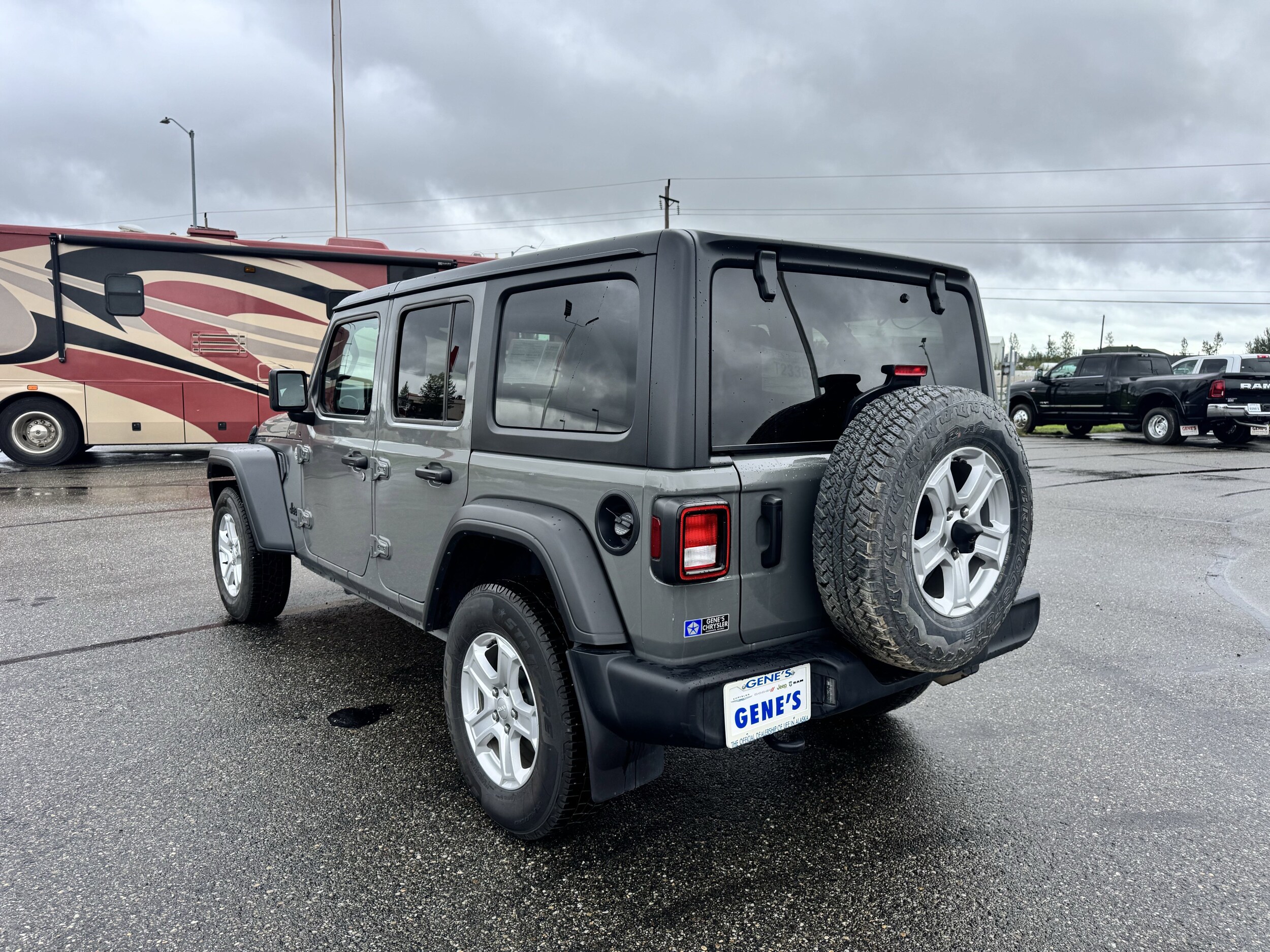 2021 Jeep Wrangler Unlimited Sport photo 3