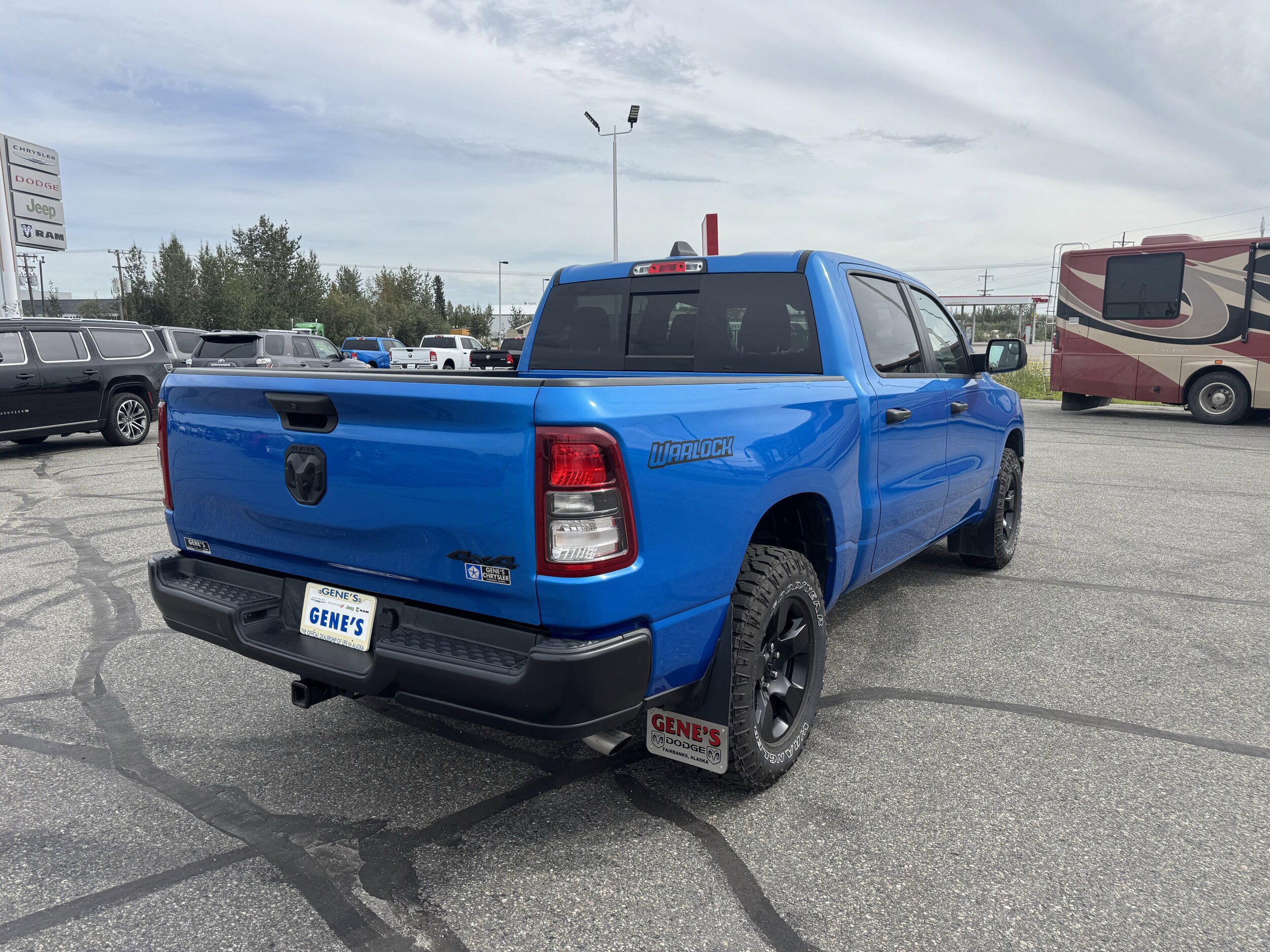 2024 Ram 1500 Tradesman photo 2