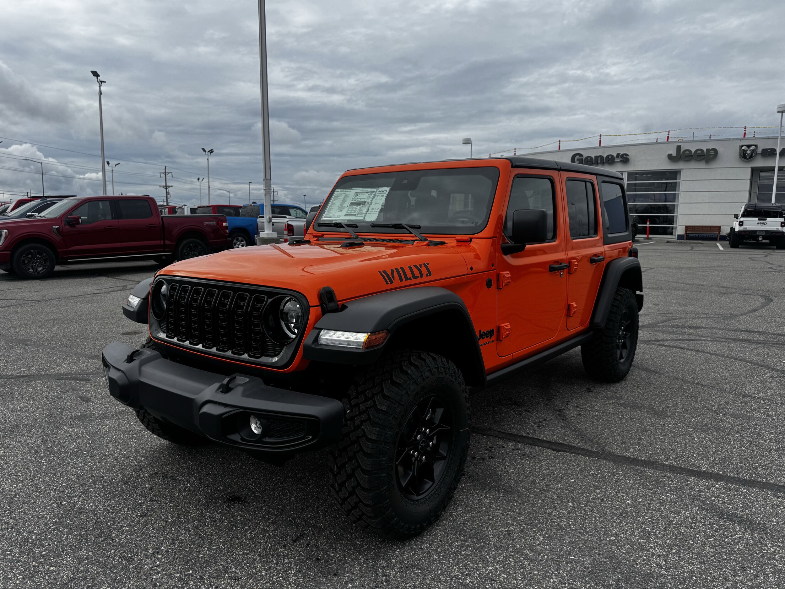 2025 Jeep Wrangler Willys photo 4
