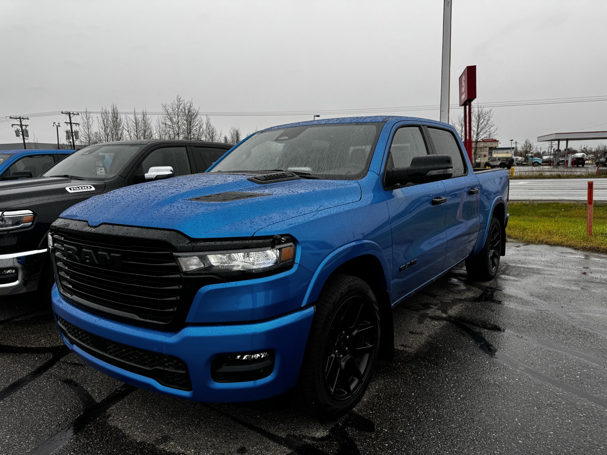 2026 Ram 1500 Laramie photo 3