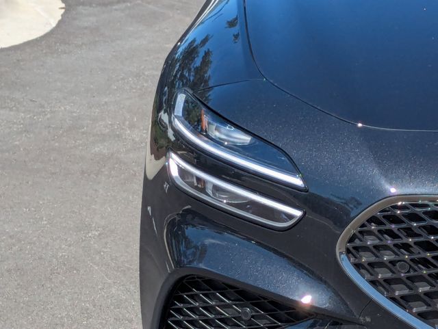 2024 GENESIS G70 Standard - Photo 9